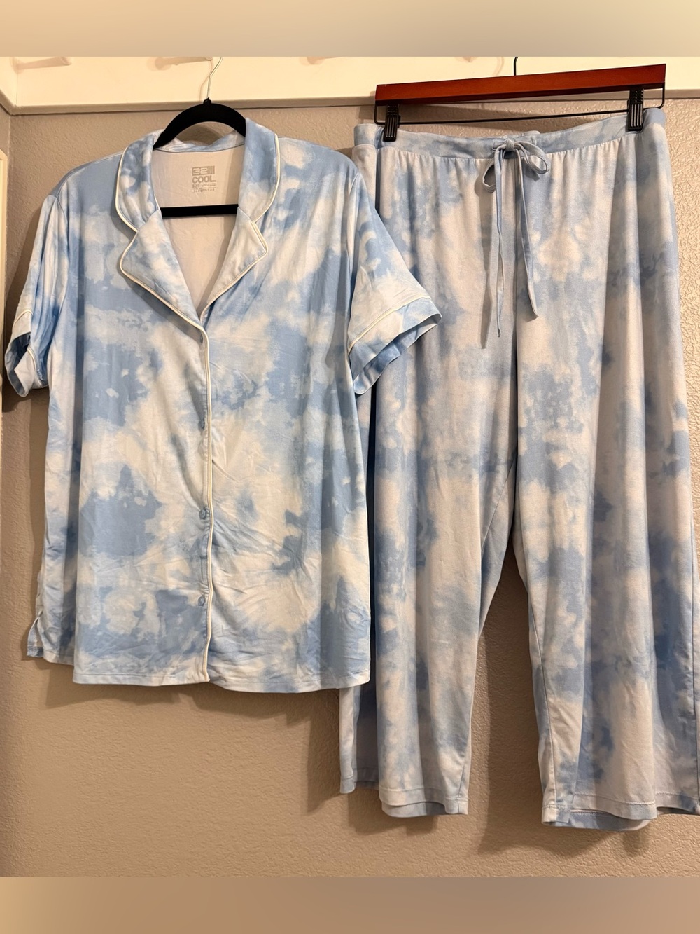 32 Degrees Light Blue and White Tie-Dye Pajama Set
